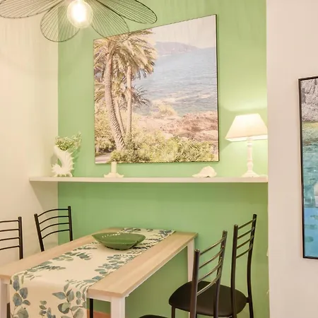 Lovely In Nervi With Wifi Апартаменты